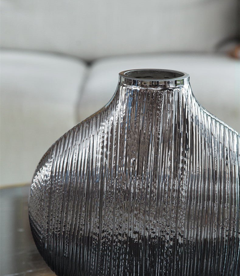 Silverband Vase – Nordic Glass Minimalism - Brooklyn Wax - Candle