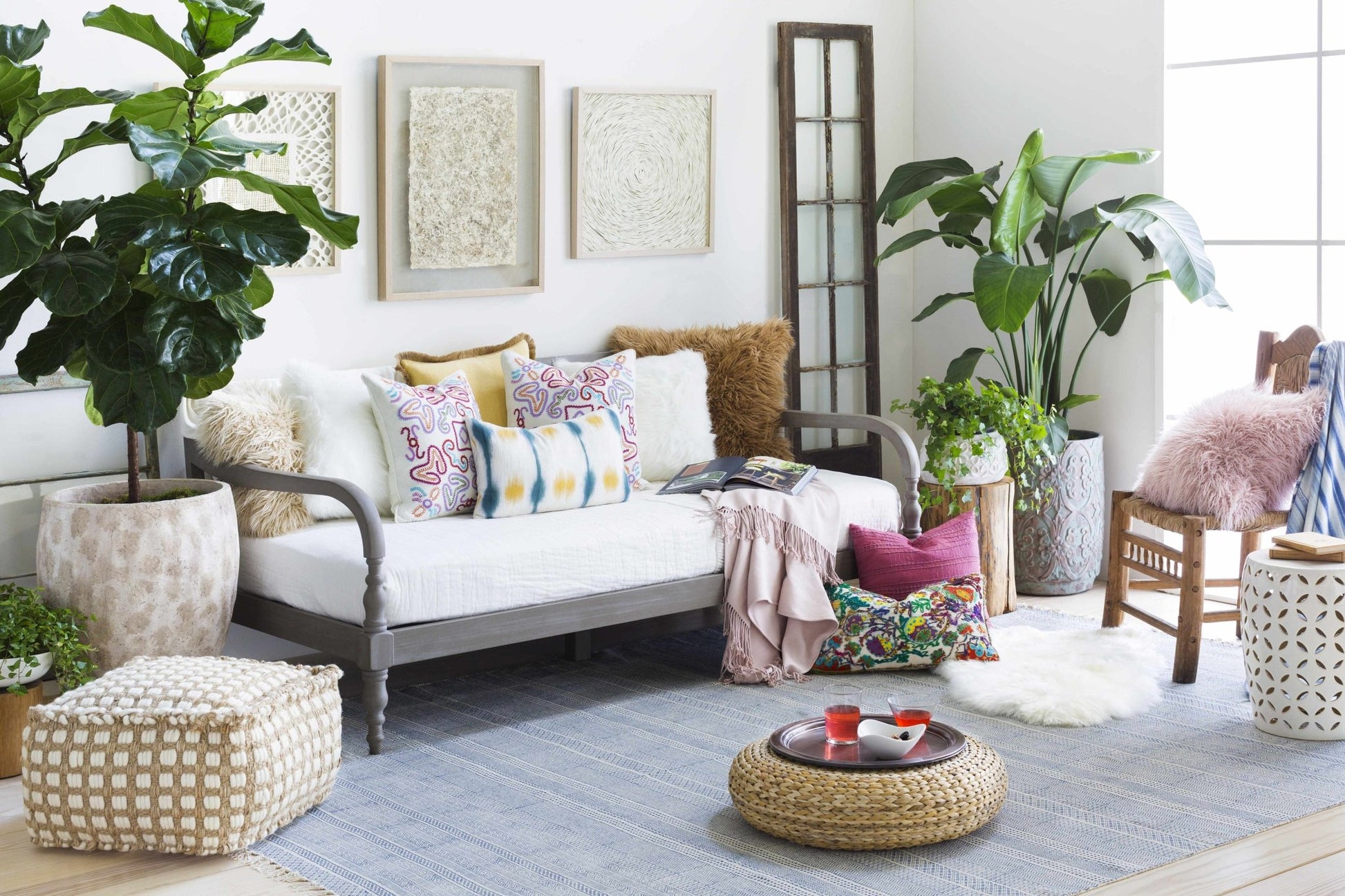 Brookneal Pouf - Brooklyn Wax - Poufs