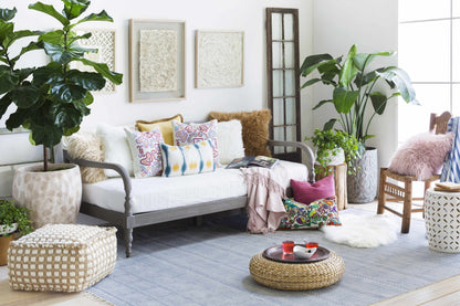 Brookneal Pouf - Brooklyn Wax - Poufs