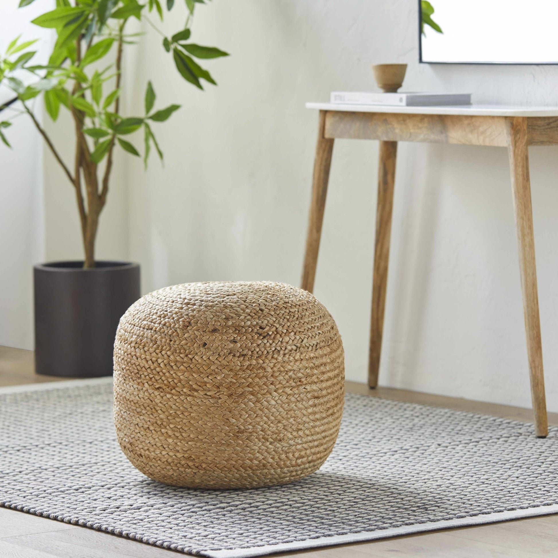 Kaumakani Knitted Jute Round Pouf - Brooklyn Wax - Poufs